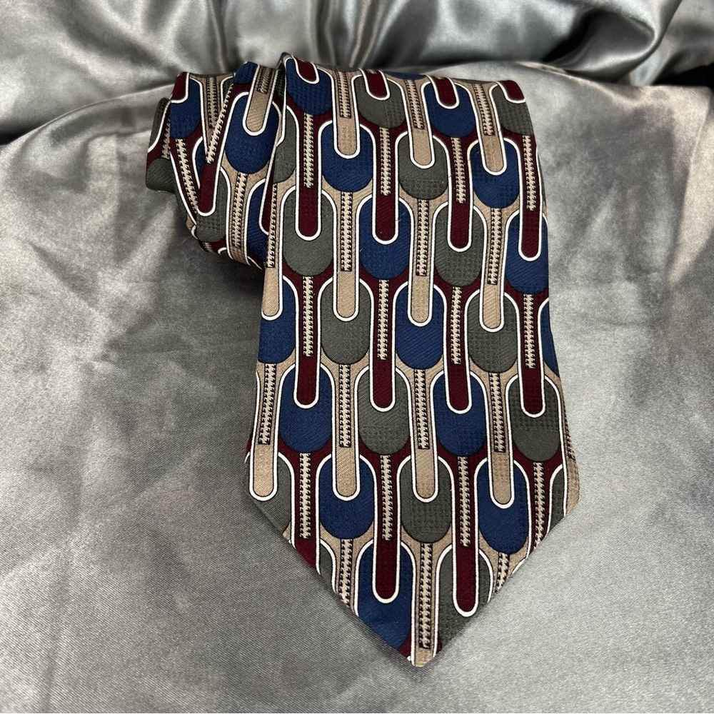 Oscar de la Renta Couture 100% Silk Tie 56"L‎ 3.5"W Blue Tan Green Maroon EUC